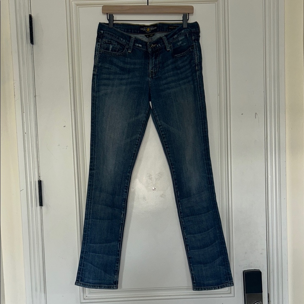 lucky brand sweet’n straight jeans